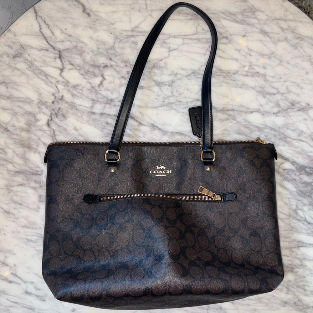 Coach Signature F79609 Gallery Tote Shoulder Bag - Brown/Black Gently Used - Picture 3 of 7